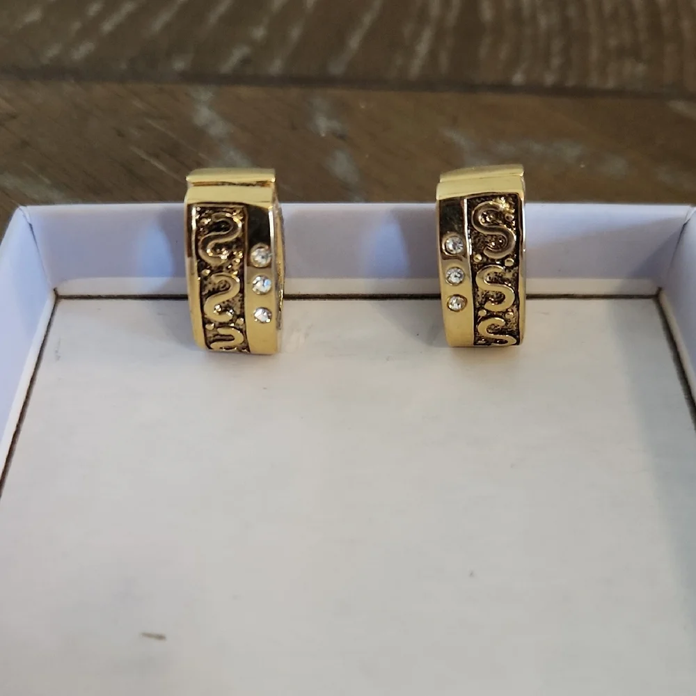 Vintage Scroll and Rhinestone Magnetic Huggie Clip-on Earrings